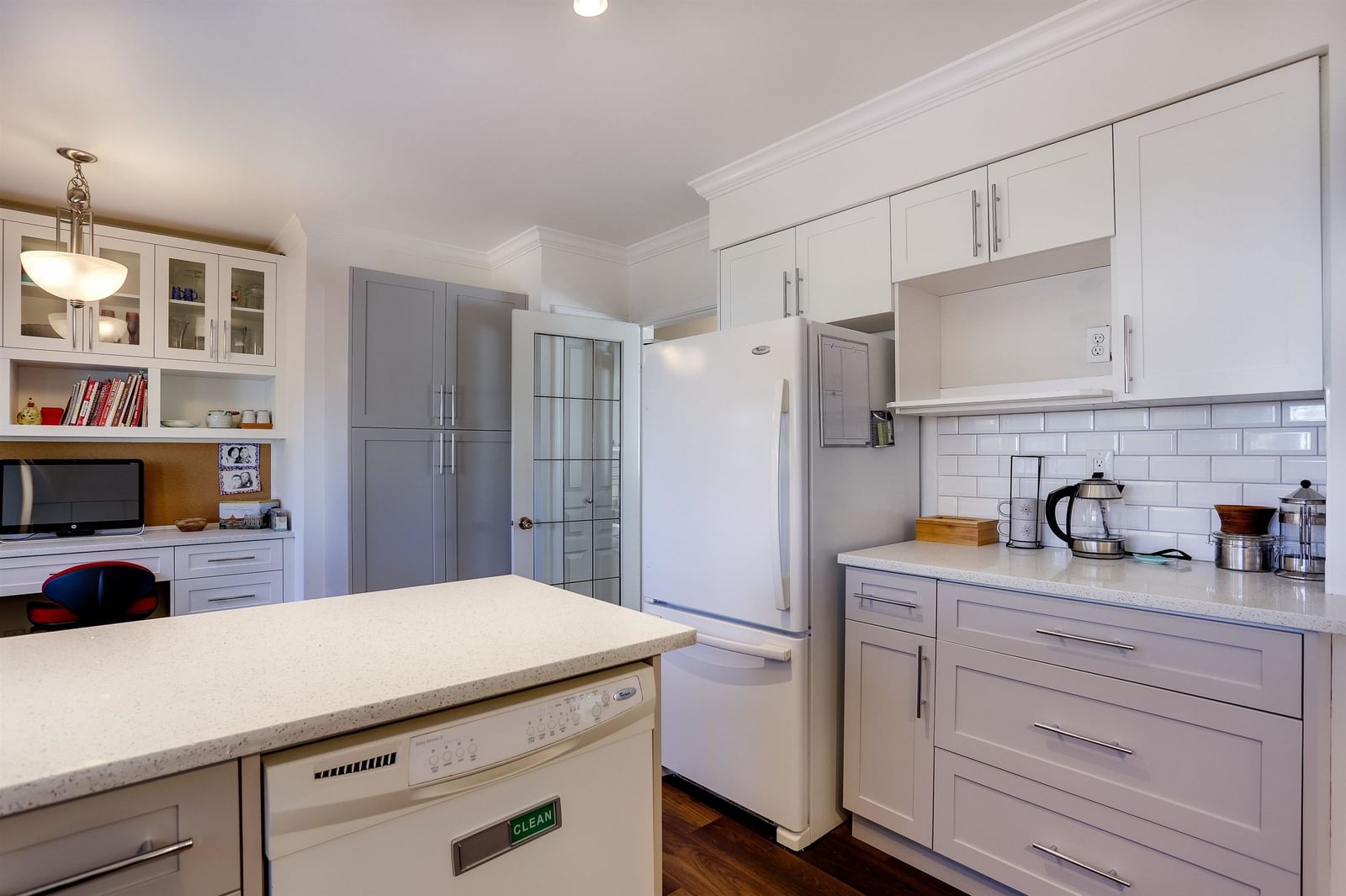 Listing Image 13