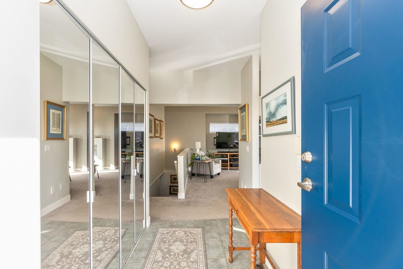 127 Evergreen Crescent, Anmore, V3H 5B4 | Image 2