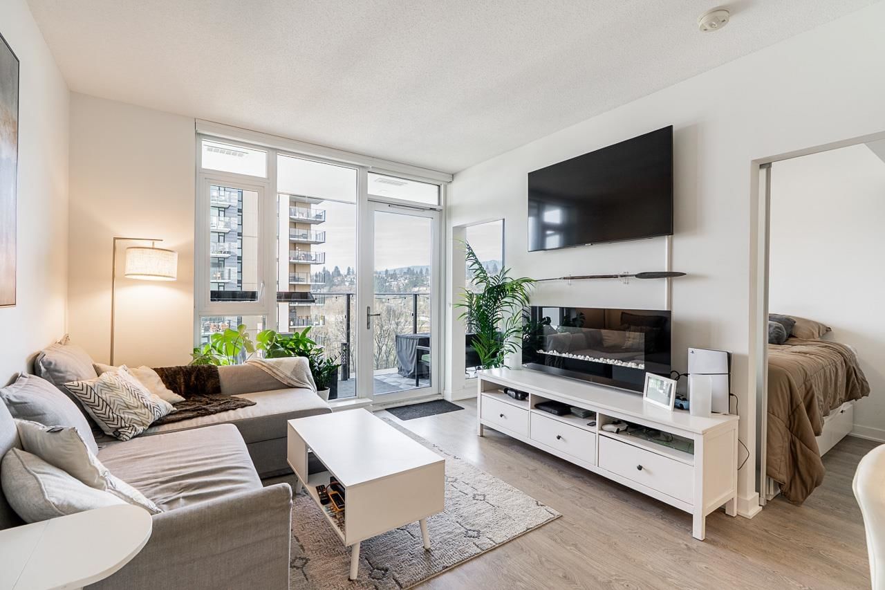 Listing Image 10