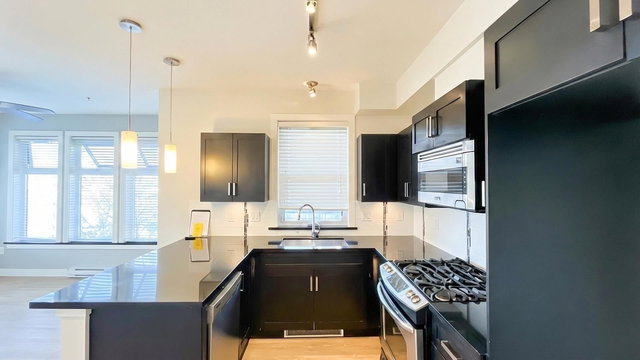 309 - 20058 Fraser Highway