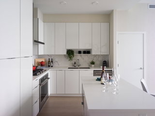 2505 - 555 Sydney Avenue