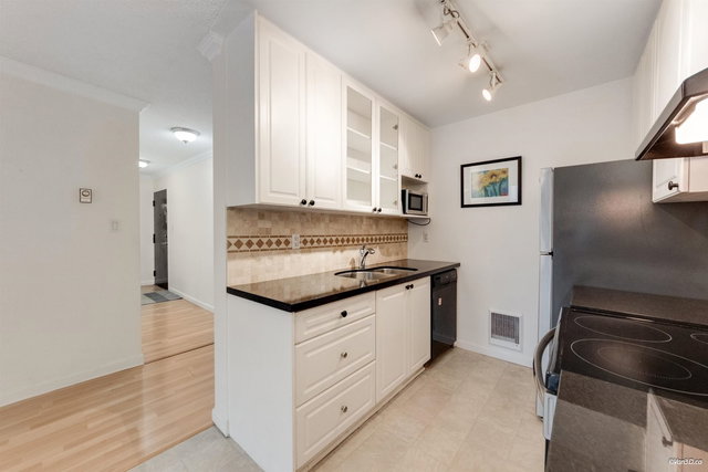 109 - 9847 Manchester Drive