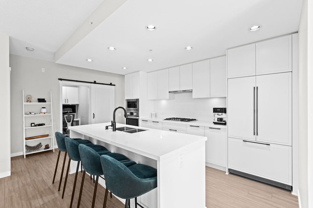 508 - 3198 Riverwalk Avenue