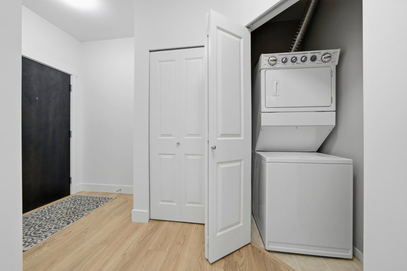 114 - 3178 Dayanee Springs Boulevard, Coquitlam, V3E 0B9 | Image 3