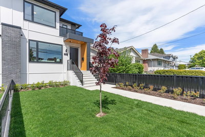 7225 10th Avenue | Burnaby | Image