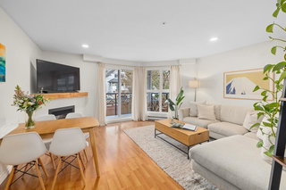 205 - 2212 Oxford Street