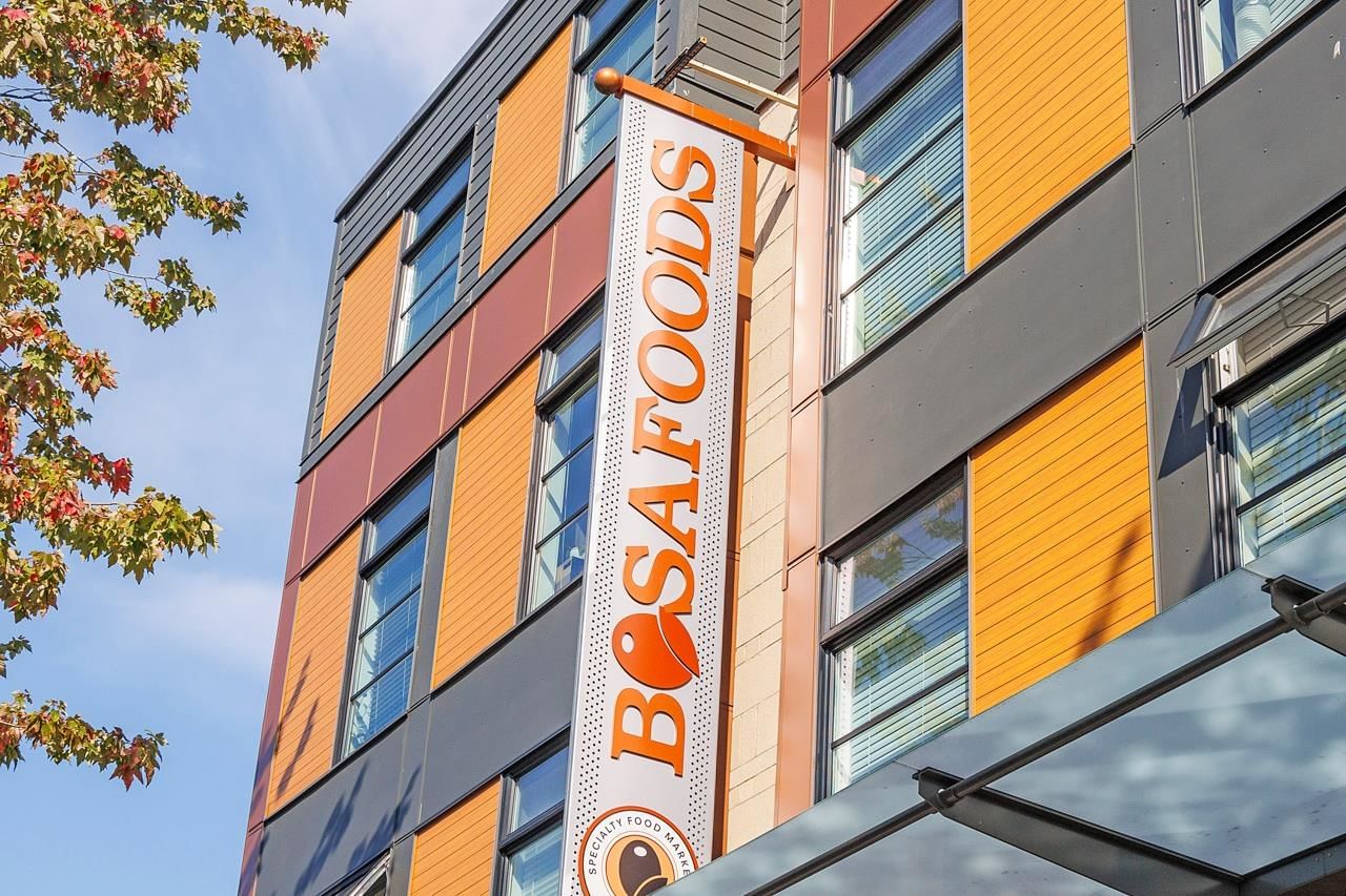 Listing Image 24