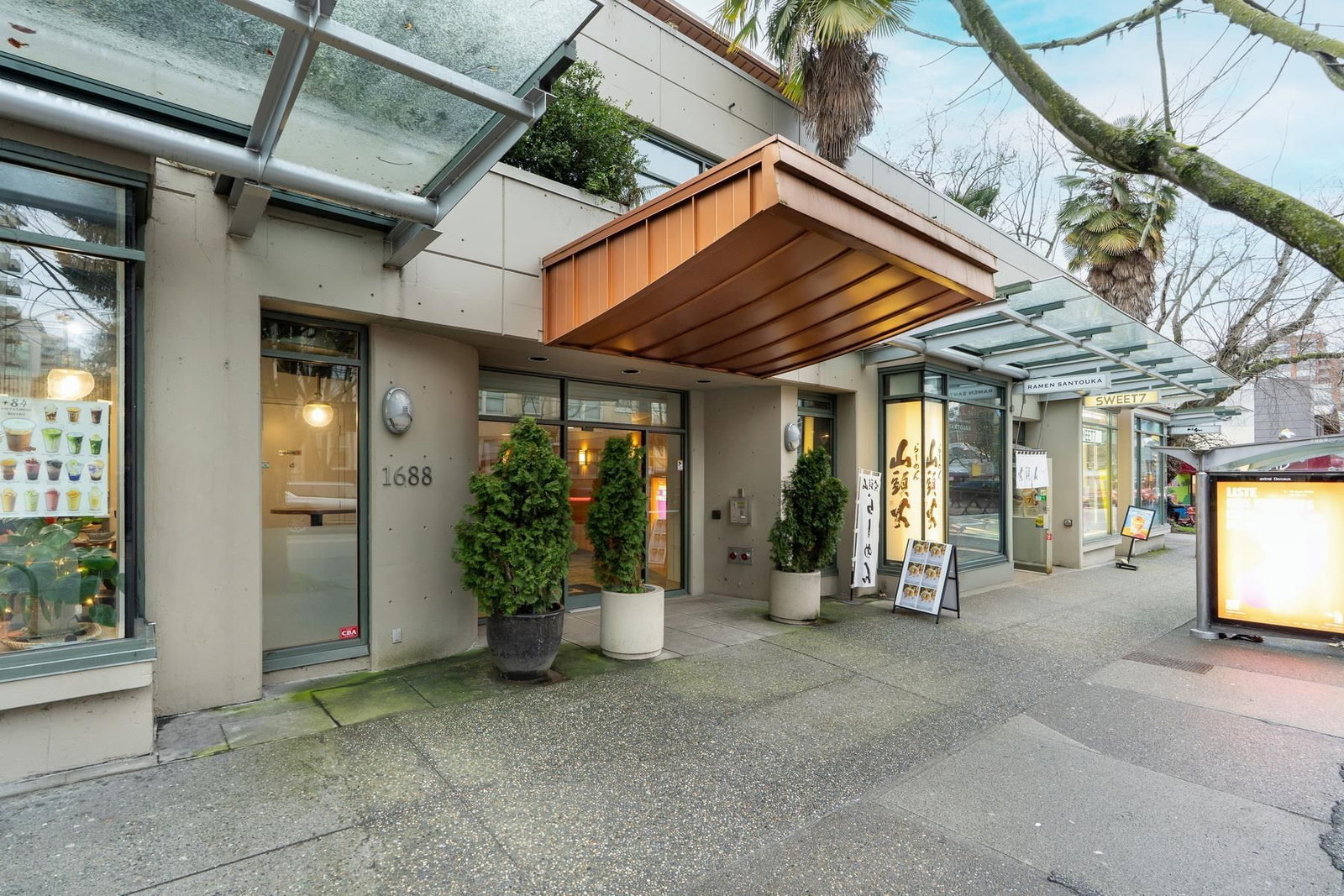 Listing Image 21