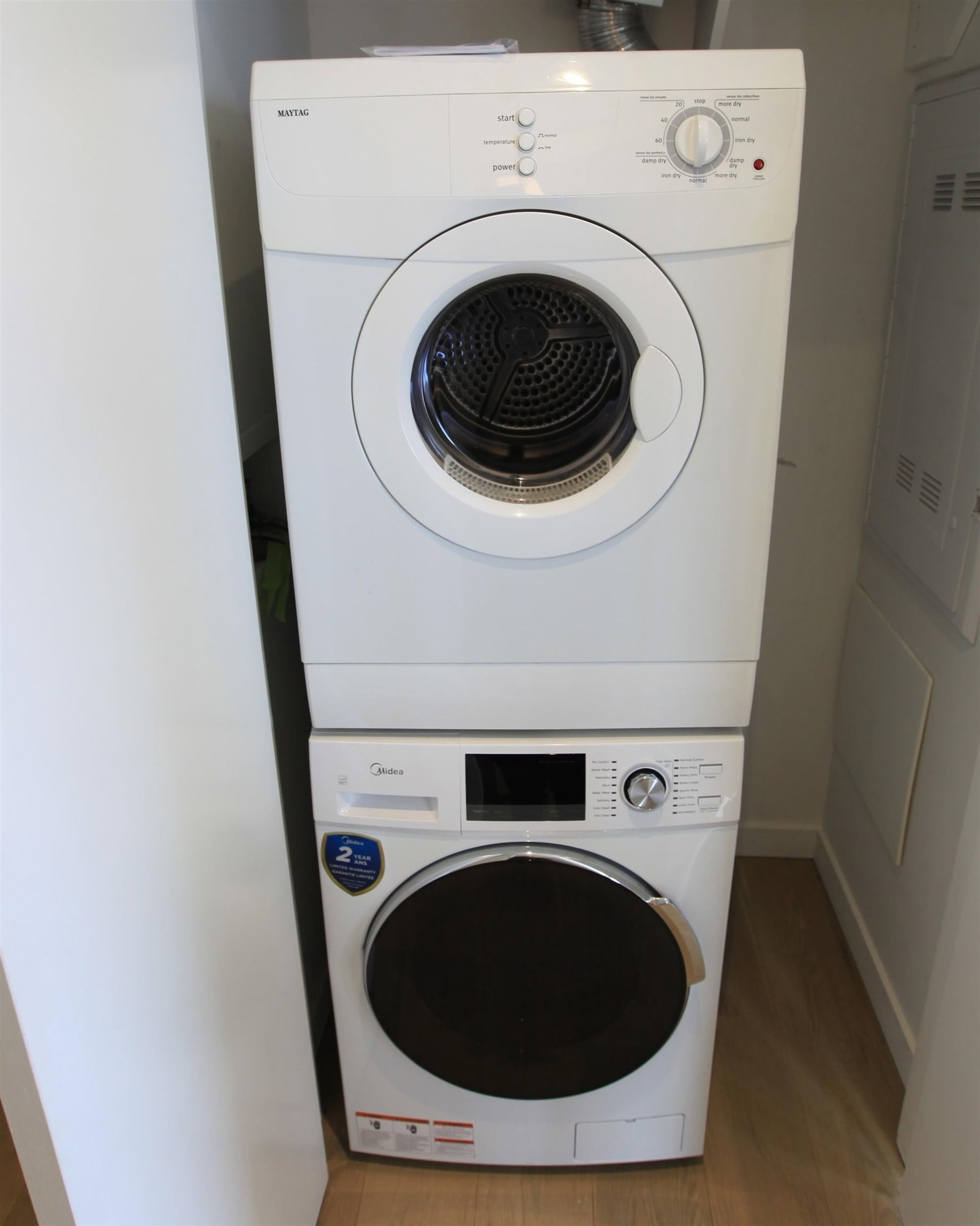 Listing Image 11