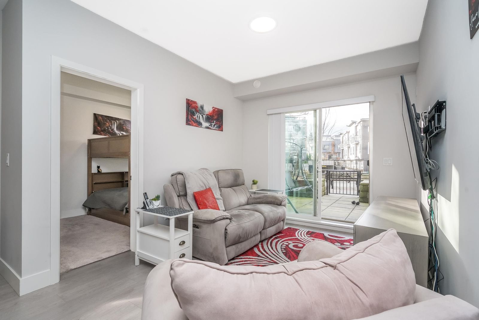 Listing Image 15