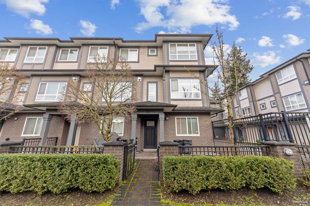 10 - 7691 Bridge Street