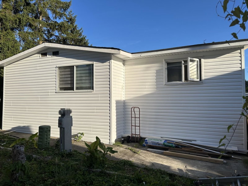 212 - 201 Cayer Street, Coquitlam, V3K 5A9 | Image 2