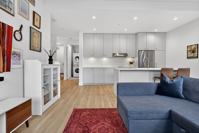 108 - 708 Edgar Avenue, Coquitlam, V3K 0H3 | Image 2