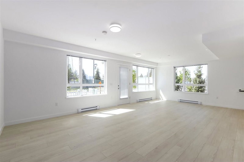 TH1 - 13963 105 Boulevard, Surrey, V3T 0M9 | Image 2