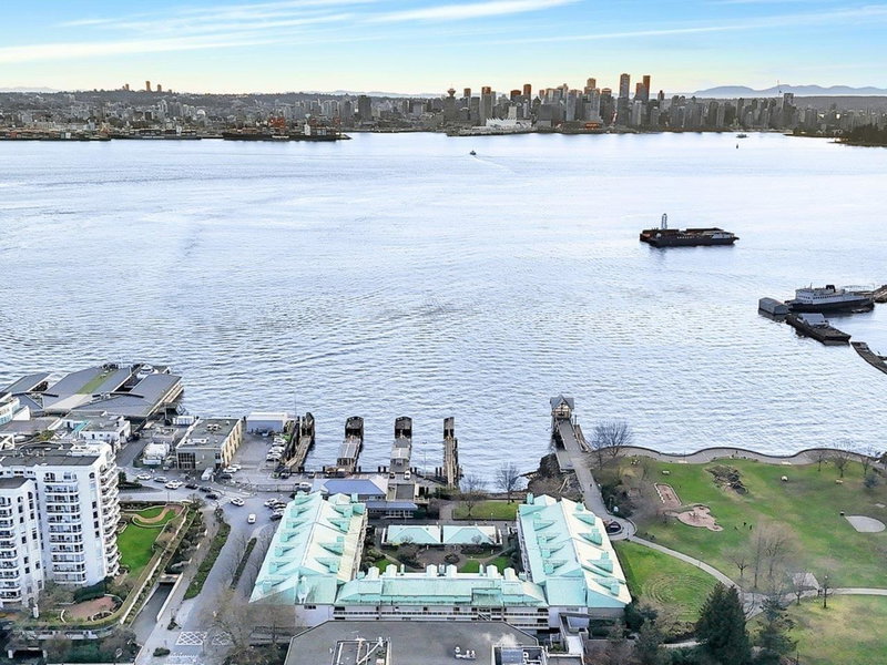 1306 - 33 Chesterfield Place, North Vancouver, V7M 3K4 | Image 2