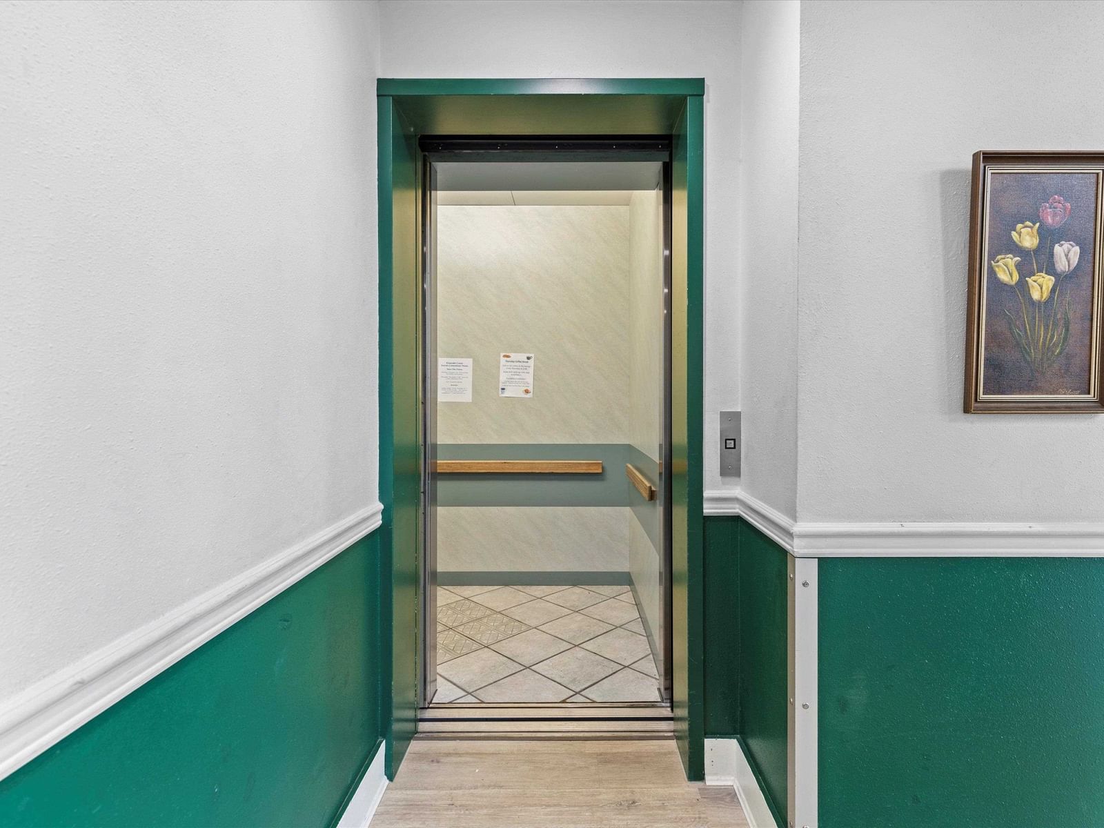 Listing Image 21
