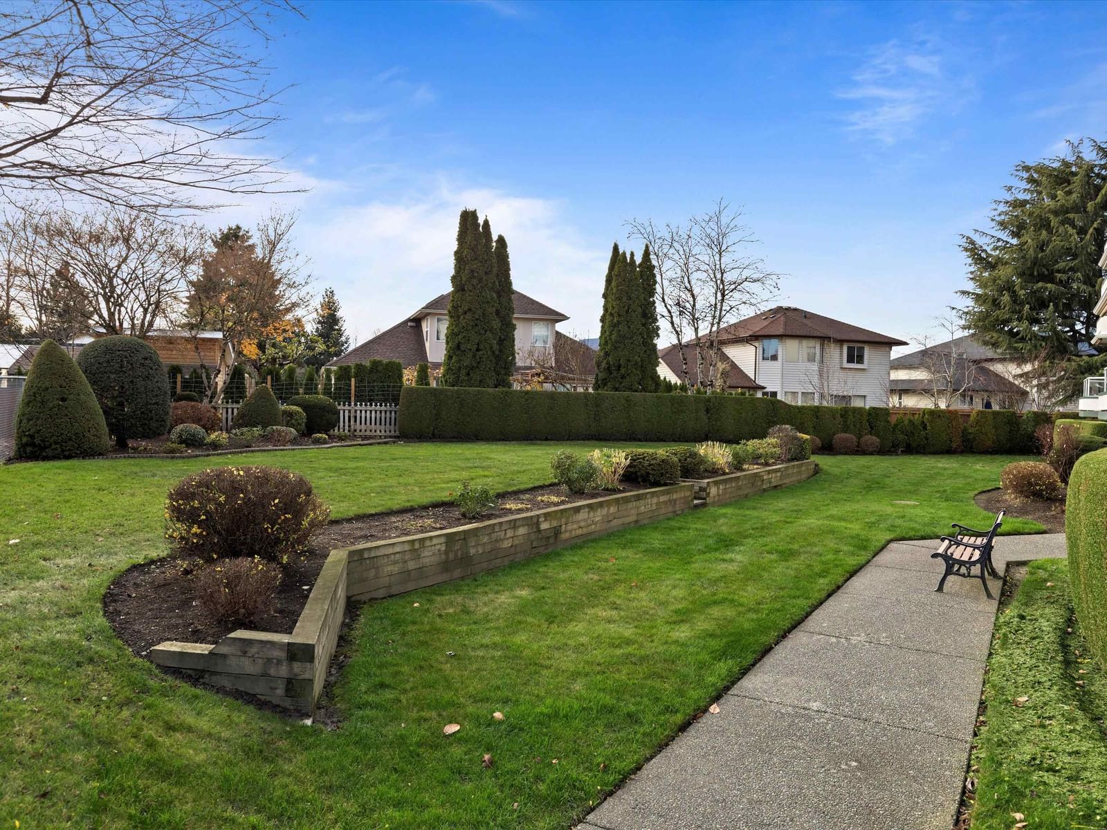 Listing Image 28