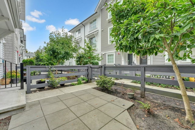 74 - 19696 Hammond Road