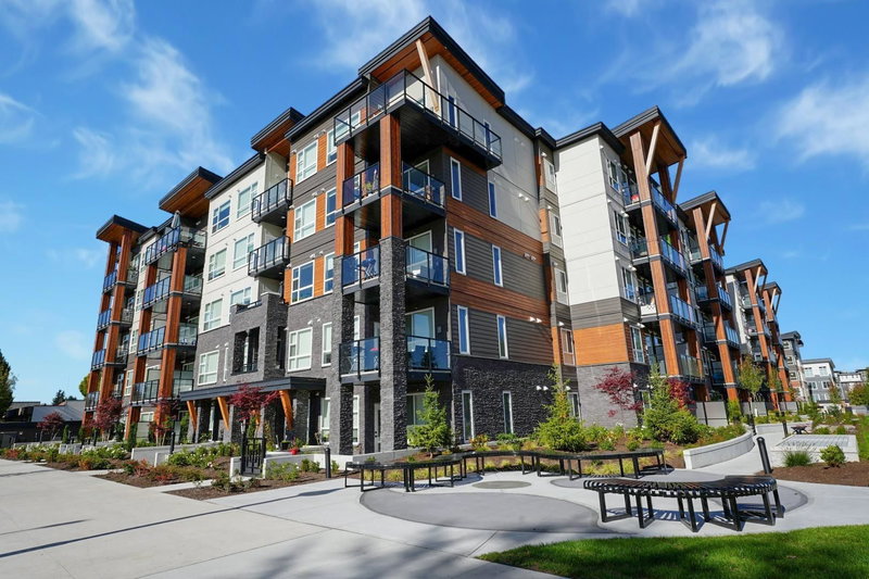 12143 223 Street #220, Maple Ridge, British Columbia