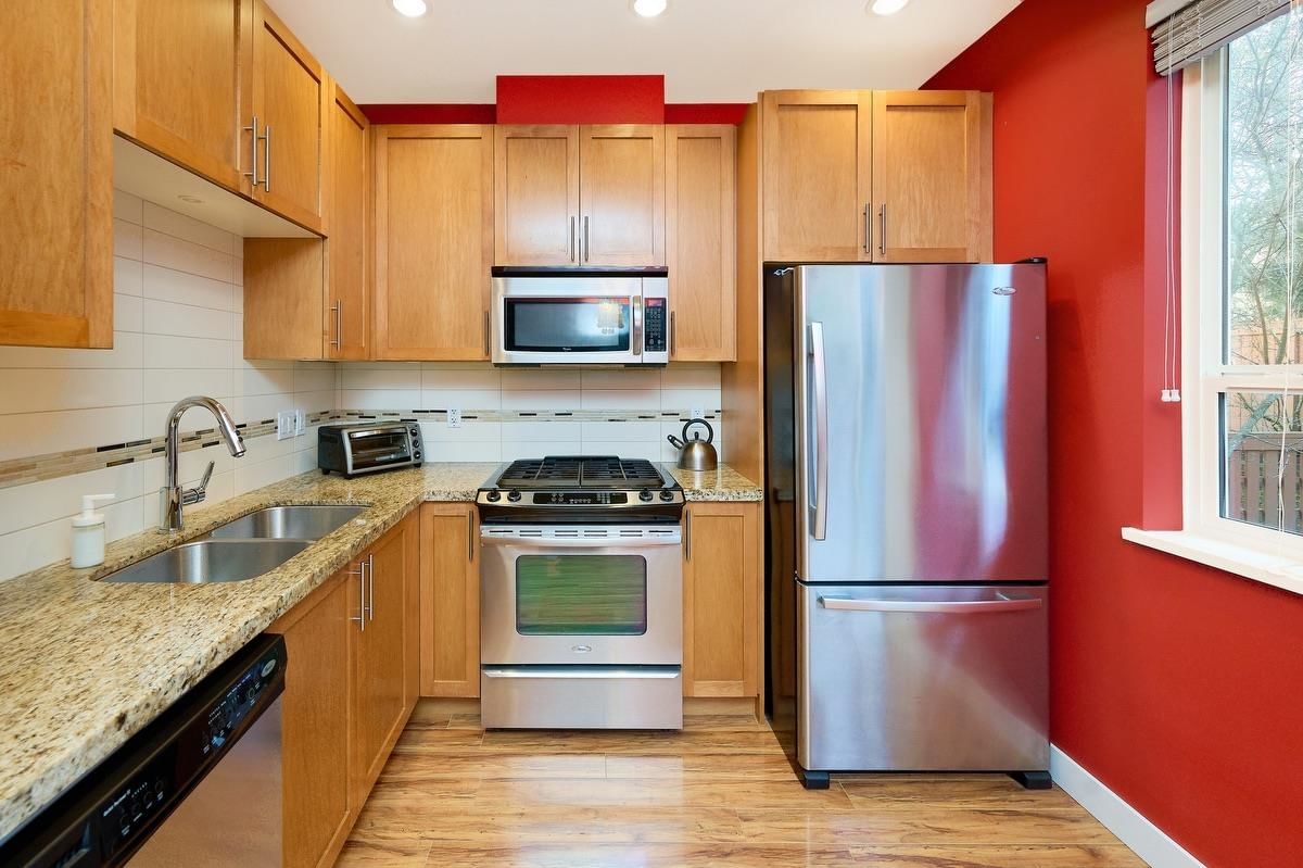 Listing Image 13