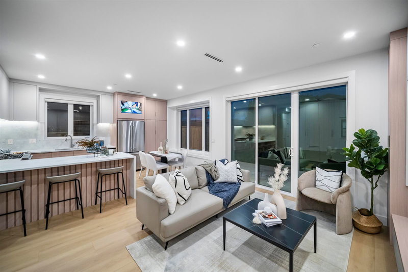 2 - 3623 Triumph Street, Vancouver, V5K 1V4 | Image 2