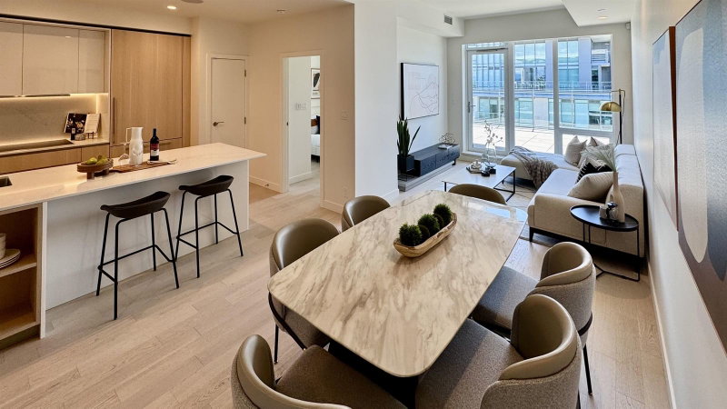 1206 - 6855 Pearson Way