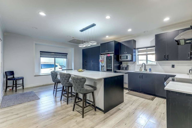 7171 151 Street, Surrey, V3S 7Y8 | Image 2