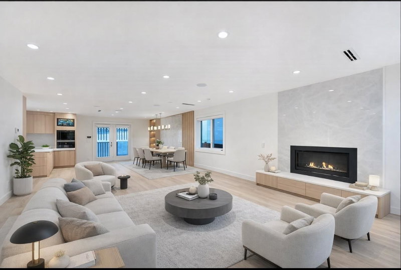 806 Montroyal Boulevard, North Vancouver, V7R 2G6 | Image 3