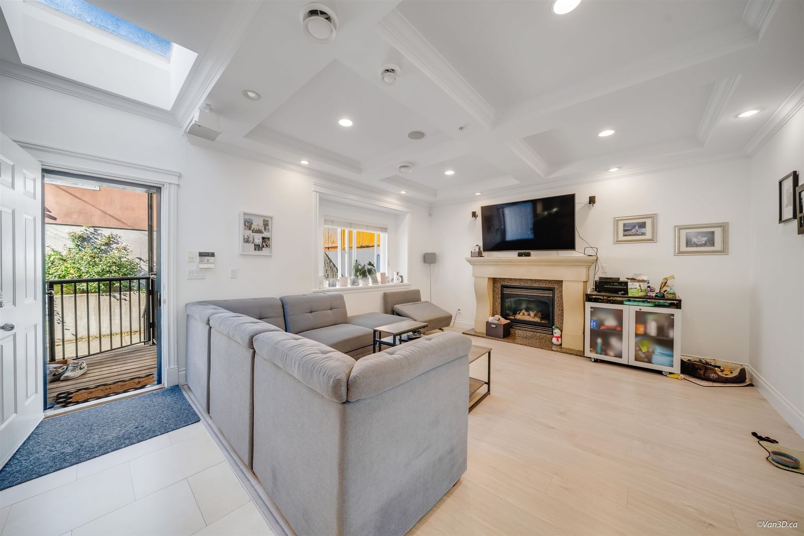 Listing Image 15