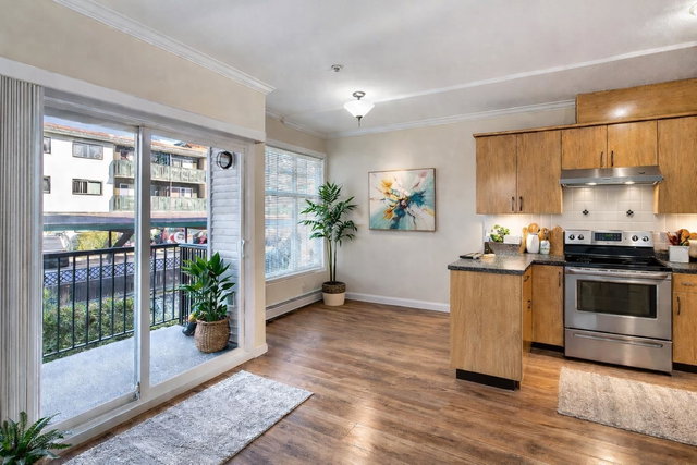 1 - 22466 North Avenue