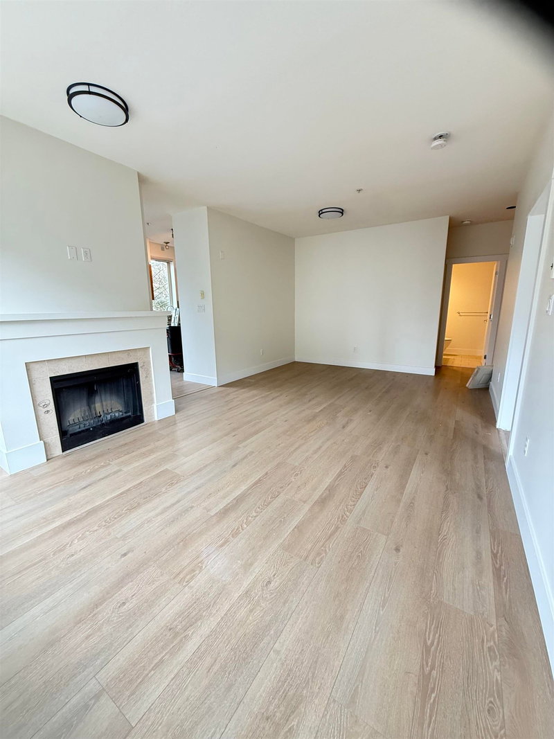 2602 Whiteley Court, North Vancouver, V7J 2R6 | Image 2