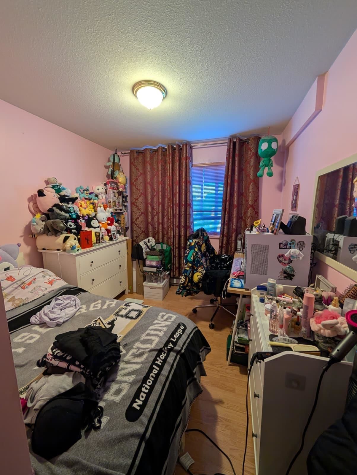 Listing Image 10