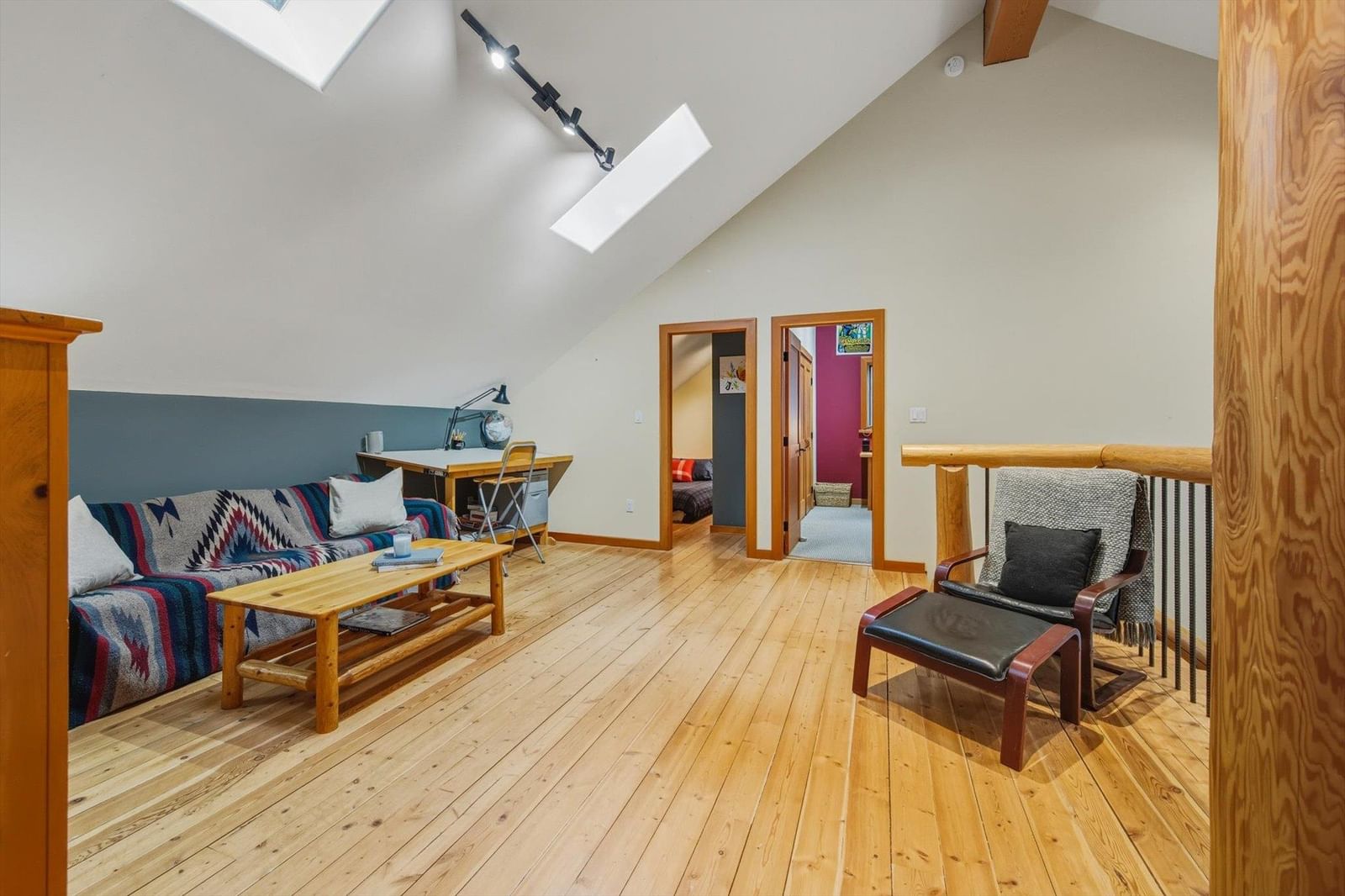 Listing Image 22