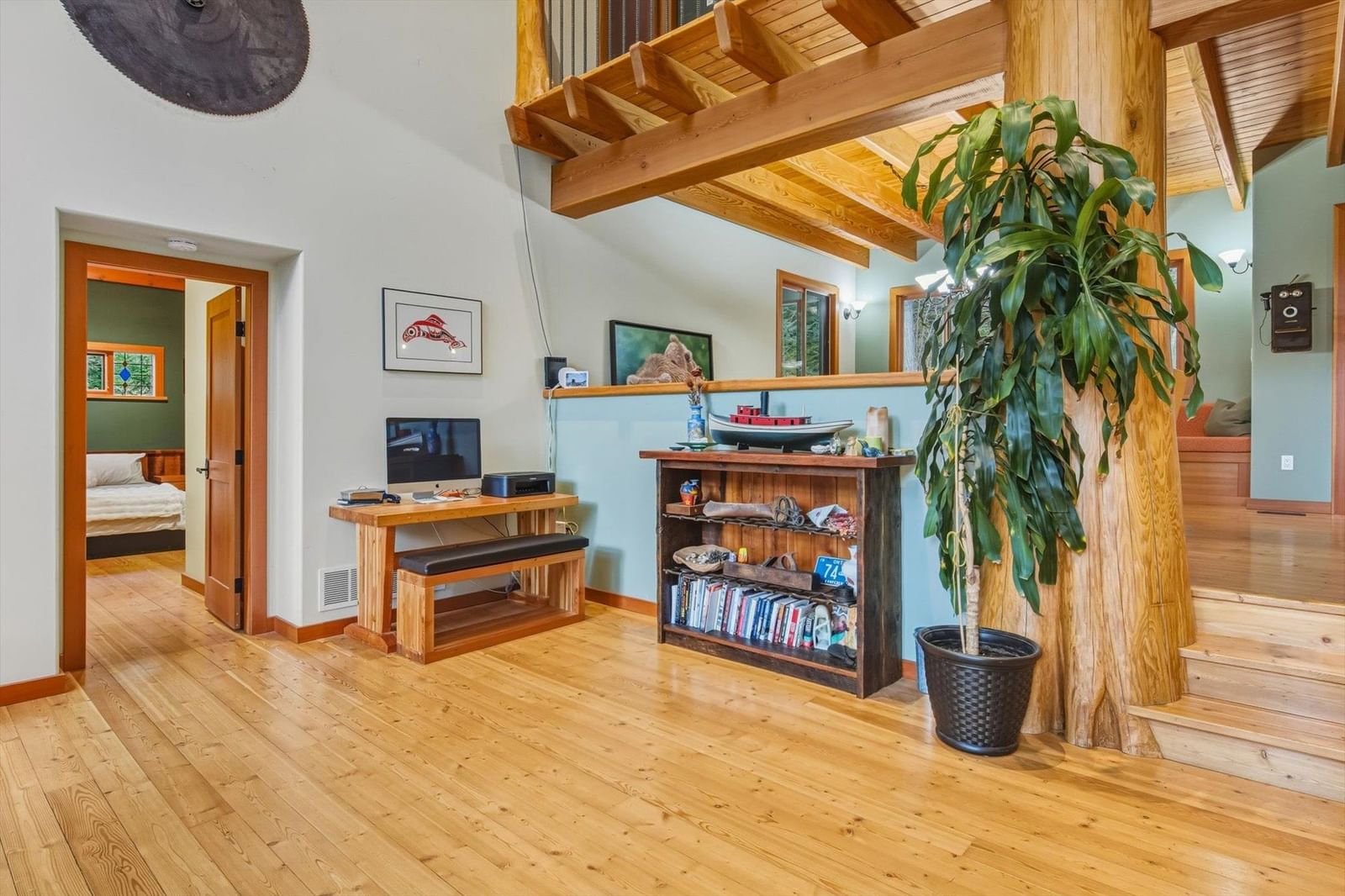 Listing Image 8