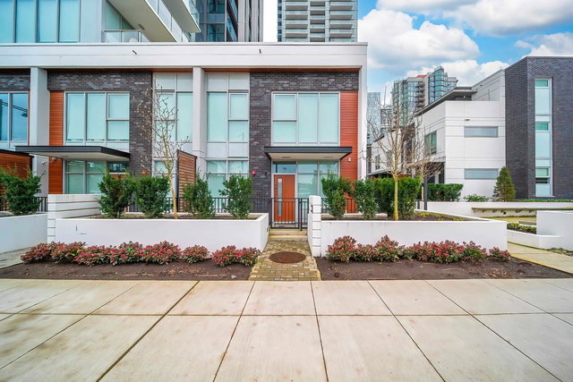 TH17 - 13428 105 Ave