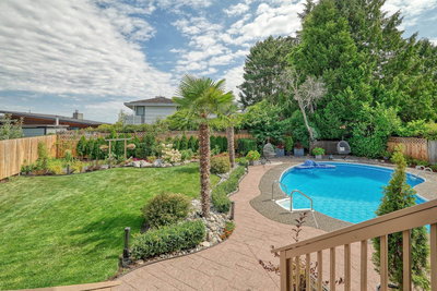 284 54a Street | Delta | Image