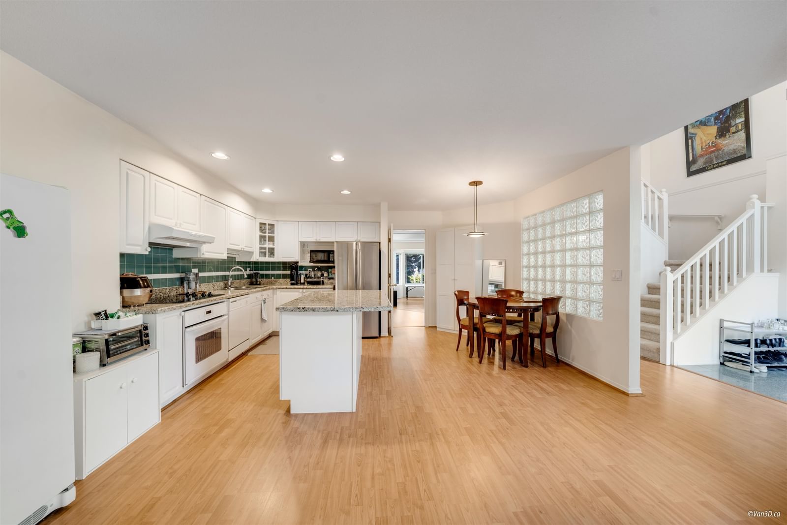Listing Image 15