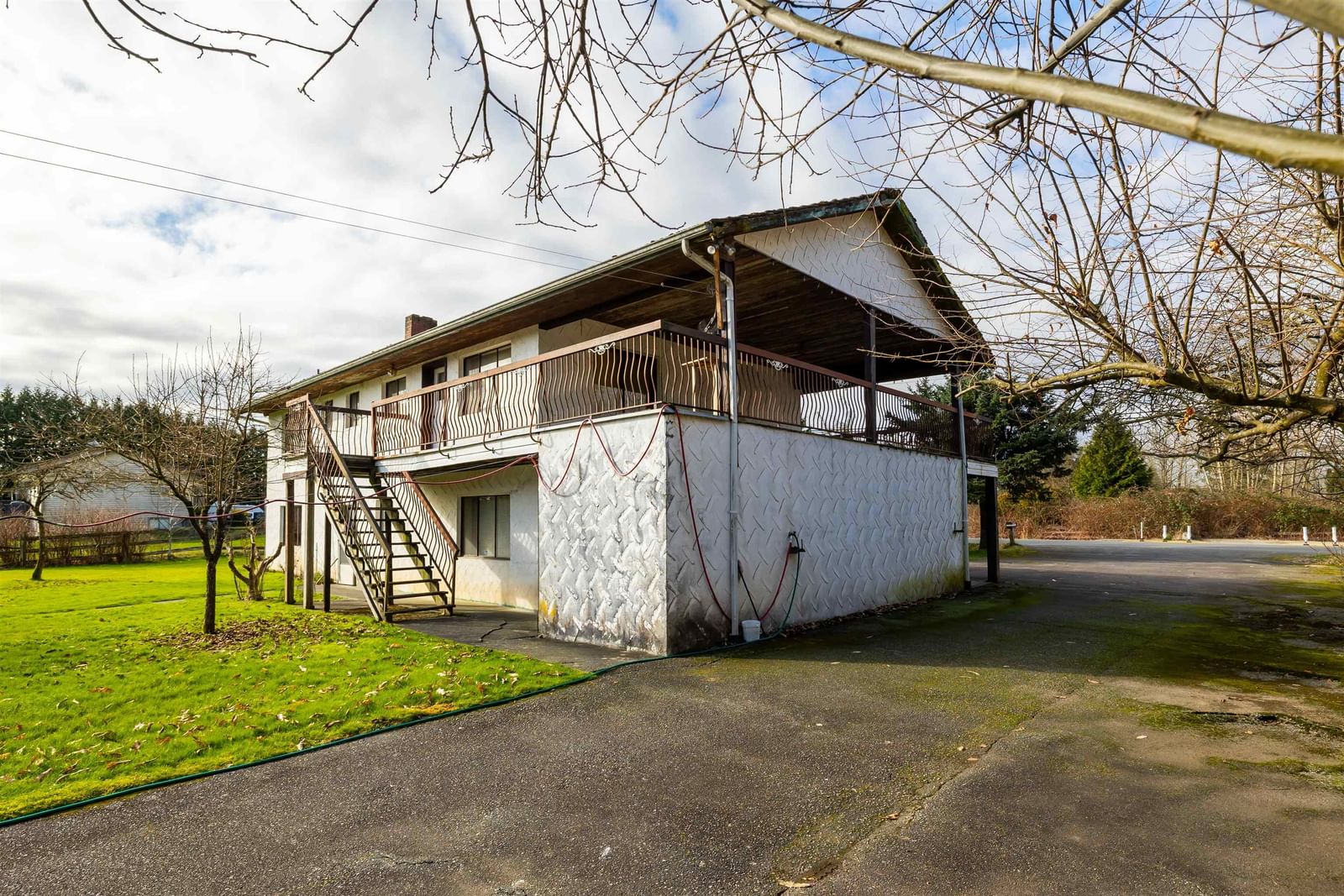 Listing Image 16