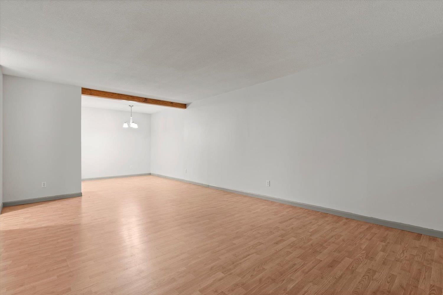 Listing Image 30