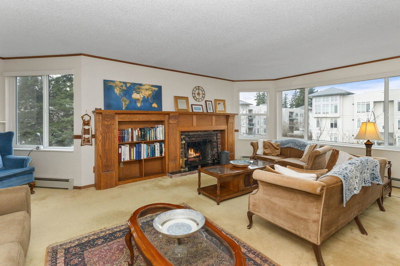 302 - 32098 George Ferguson Way, Abbotsford, V2T 2K6 | Image 2