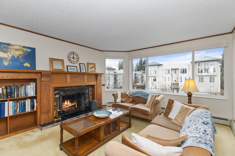 302 - 32098 George Ferguson Way, Abbotsford, V2T 2K6 | Image 3