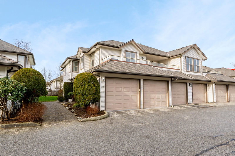 35 - 19160 119 Avenue, Pitt Meadows, V3Y 2L7 | Image 2