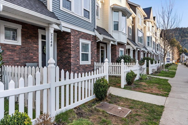 5548 Driftwood Street