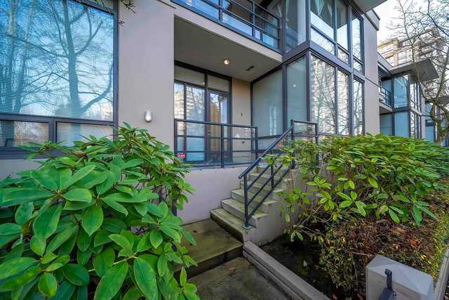 8 - 6333 Katsura Street