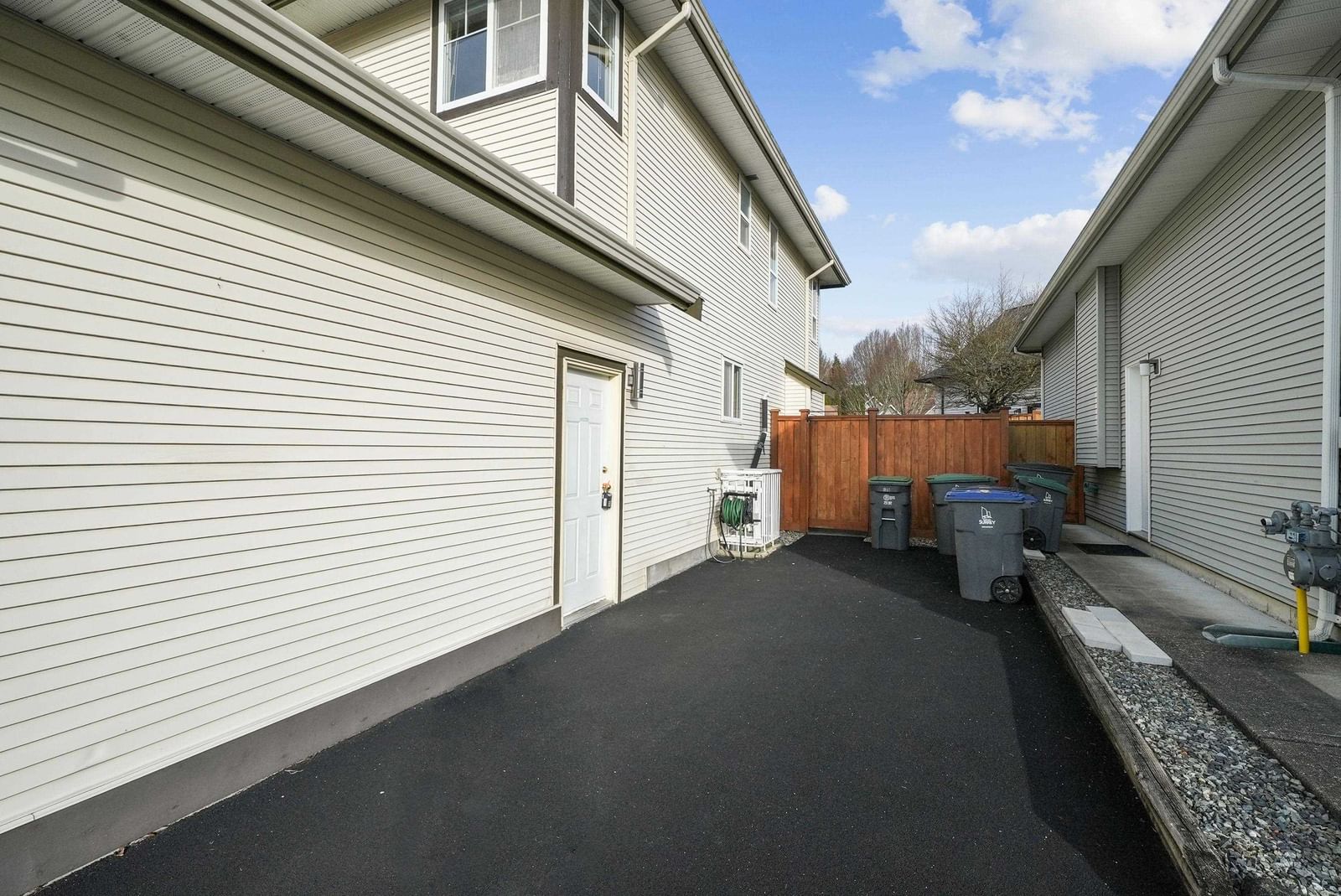Listing Image 28