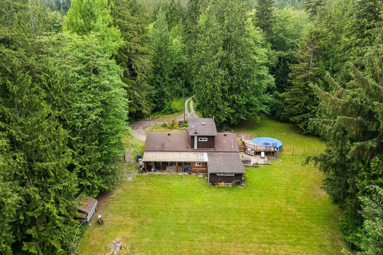 Listing Image 4