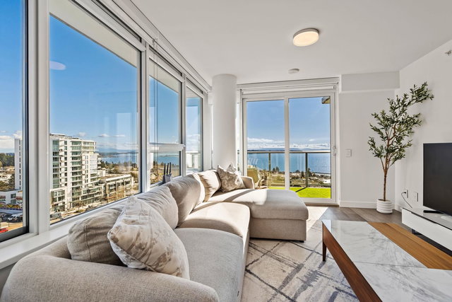 1007 - 15165 Thrift Avenue