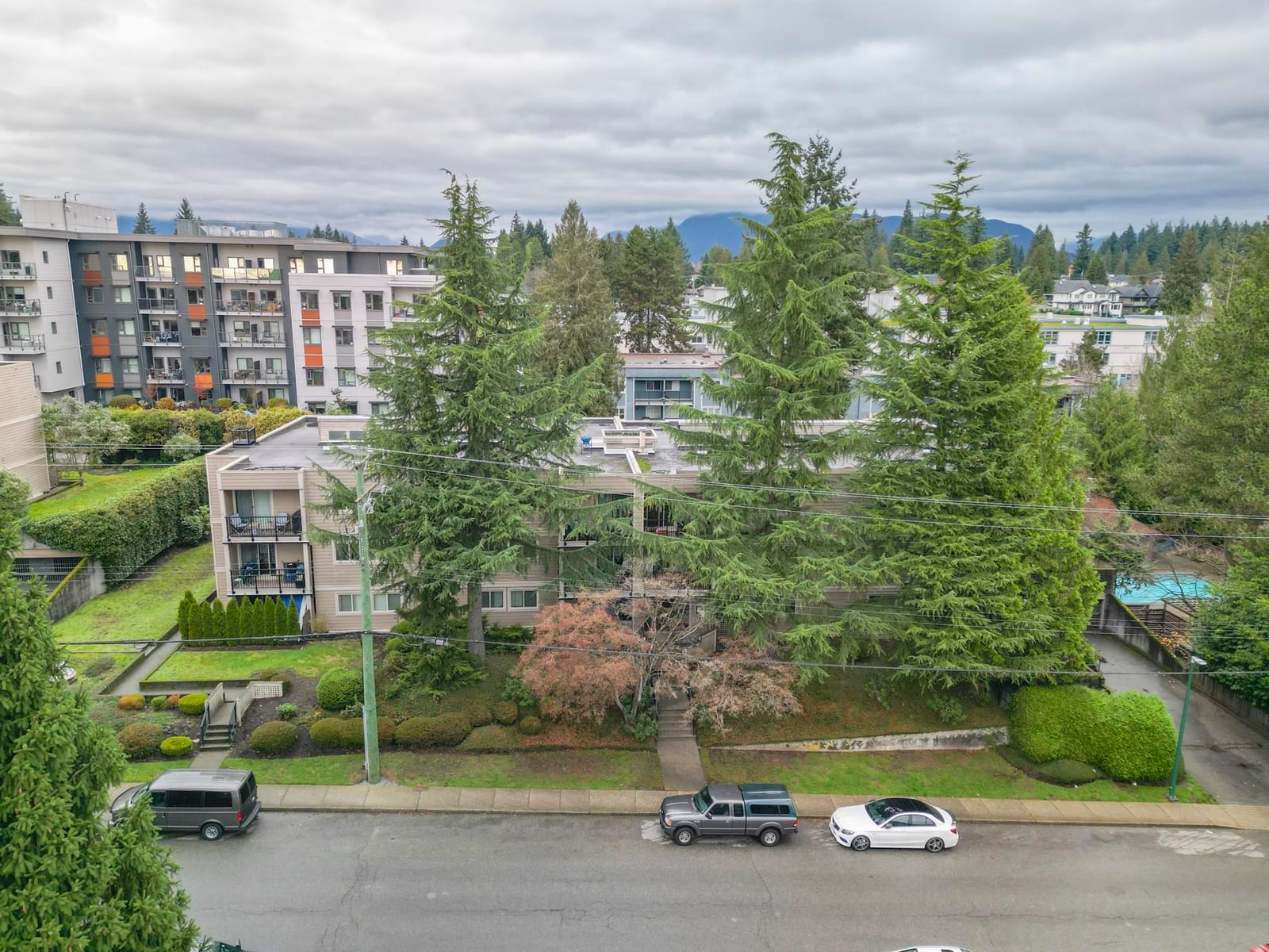 Listing Image 34