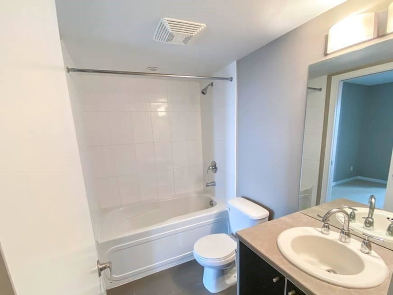 2410 - 9981 Whalley Boulevard, Surrey, V3T 0G6 | Image 3