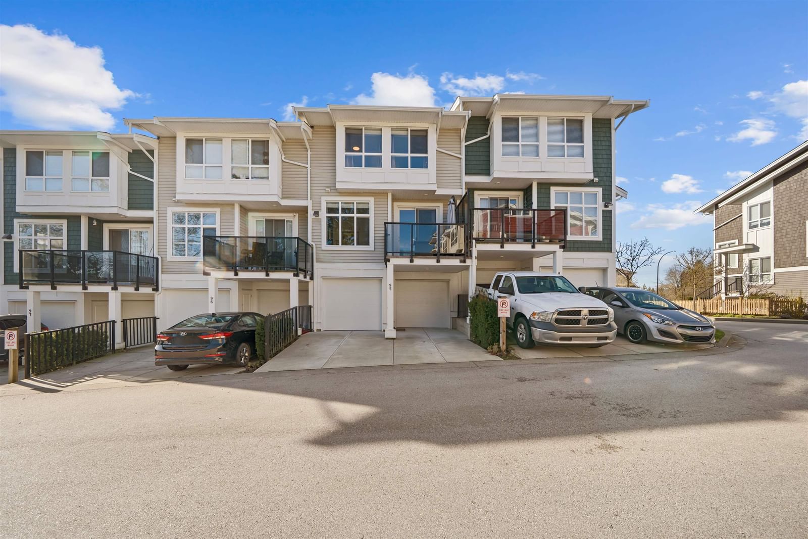 Listing Image 27